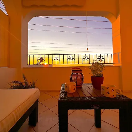 Dom wakacyjny Duplex, 3 Bedroom With Sea View Deniz Manzarali Dublex 3 Yatak Odali Bodrum